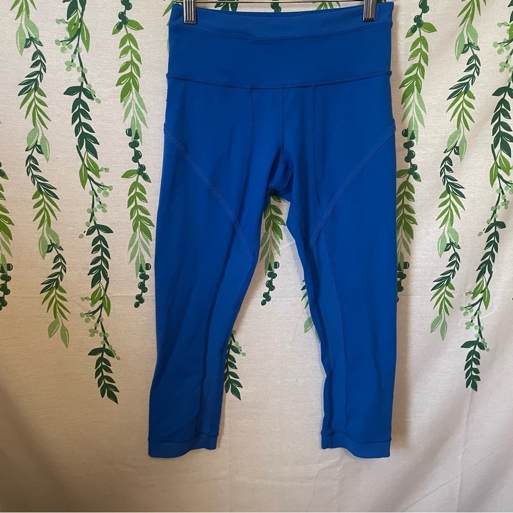 Size 4 Blue Lululemon Capris B2